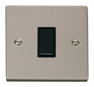 Click® Scolmore Deco® VPPN011BK 10AX 1 Gang 2 Way Plate Switch Pearl Nickel Black Insert